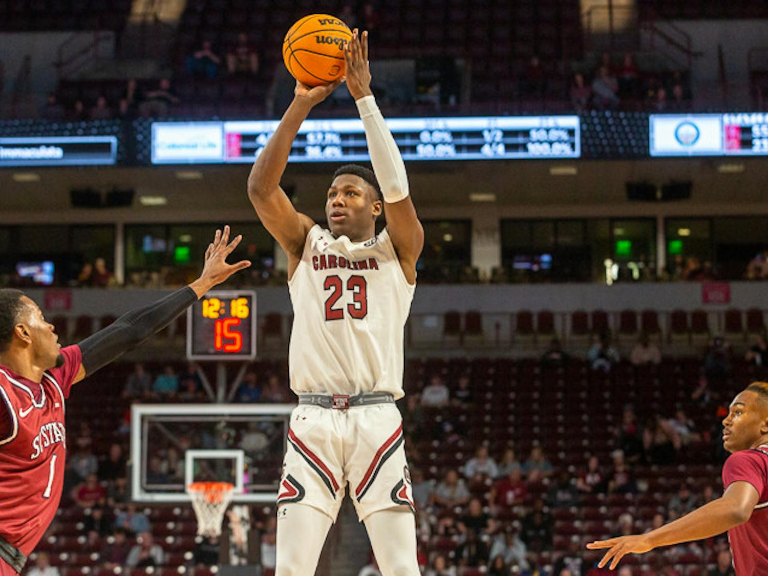 Freshman forward Gregory “GG” Jackson II takes a shot after finding a clearing against the Bulldogs on Nov. 8, 2022. Jackson finished the game with 18 points. 