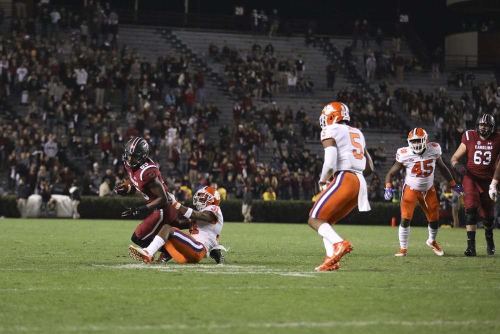 USC Football Vs. Clemson - The Daily Gamecock At University Of South ...