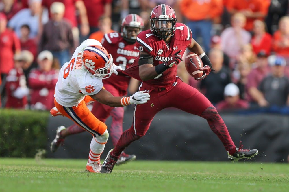 Football: USC Vs Clemson - The Daily Gamecock At University Of South ...