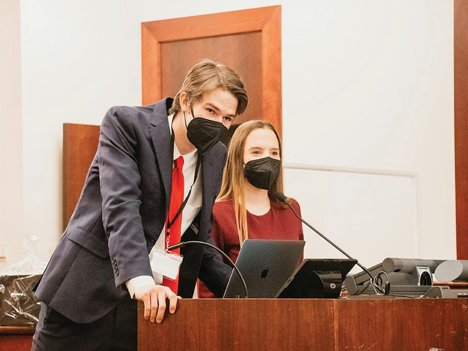 Third-year accounting student and Mock Trial President Ben Wallace speaks to the courtroom during USC’s Soda City Trials.