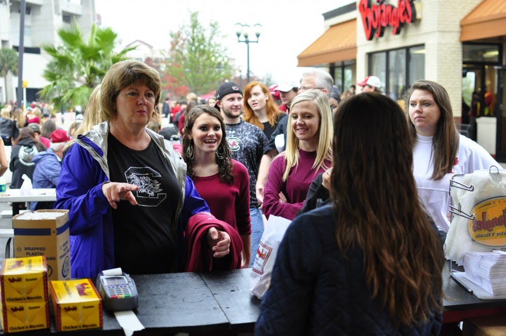 	<p>Up to 40 people work at the Bluff Road Bojangles’ on any given gameday. Franchise owner Eddie Frazier says the restaurant’s profits expand nearly 300 percent when the Gamecocks play at home compared to regular service days.</p>