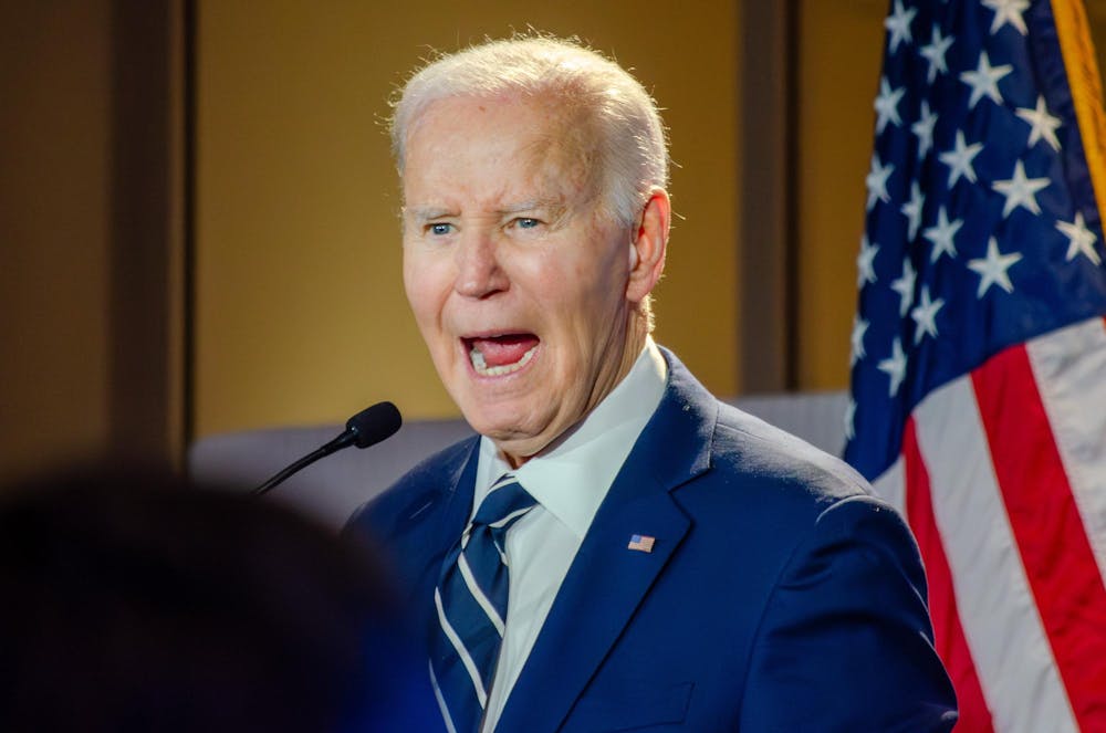 joebiden-lillyoppelt-042ec