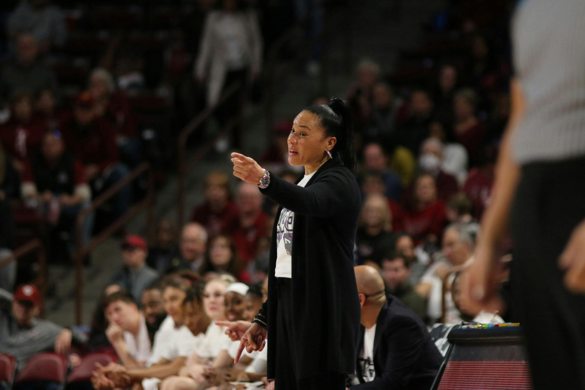 Dawn Staley coaches her team from the sidelines on Jan. 22, 2023. The Gamecocks defeated Arkansas 92-46.