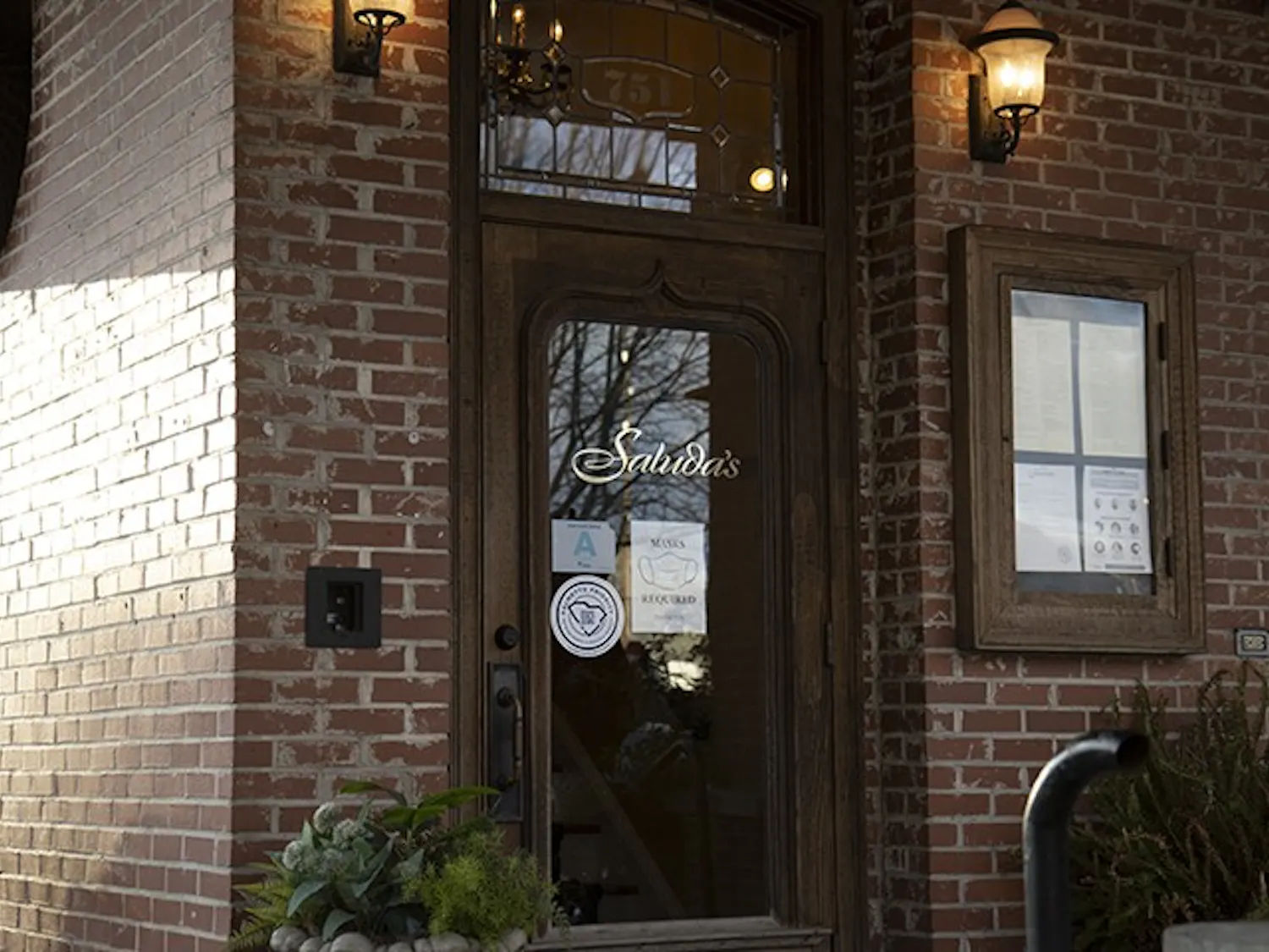 Saluda’s Restaurant, located above Starbucks in Five Points, offers a fine dining atmosphere for both you and your date this Valentine’s Day. Saluda’s is currently offering a romantic three-course menu over Valentine’s Day weekend, Feb. 12-14.