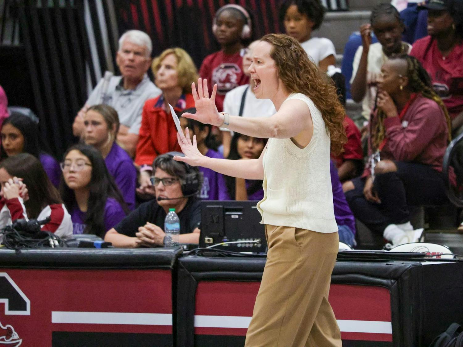 South Carolina head coach Sarah Rumely Noble directs her team from the sideline during the match against Texas A&M at the Carolina Volleyball Center on Wednesday, Oct. 1, 2025. Noble is in her first season leading the Gamecocks.