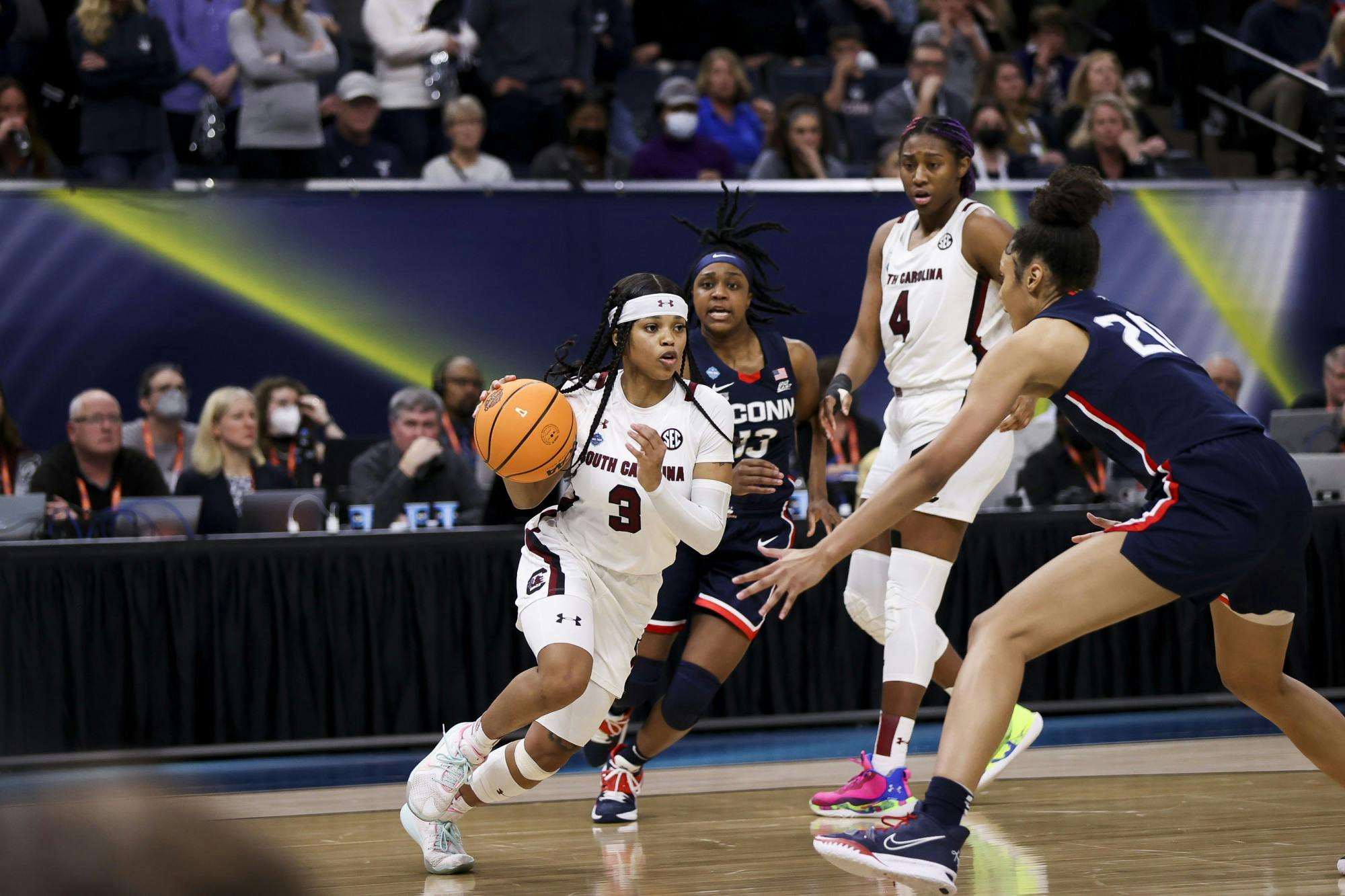 PHOTOS The South Carolina women's basketball team celebrates its 2022