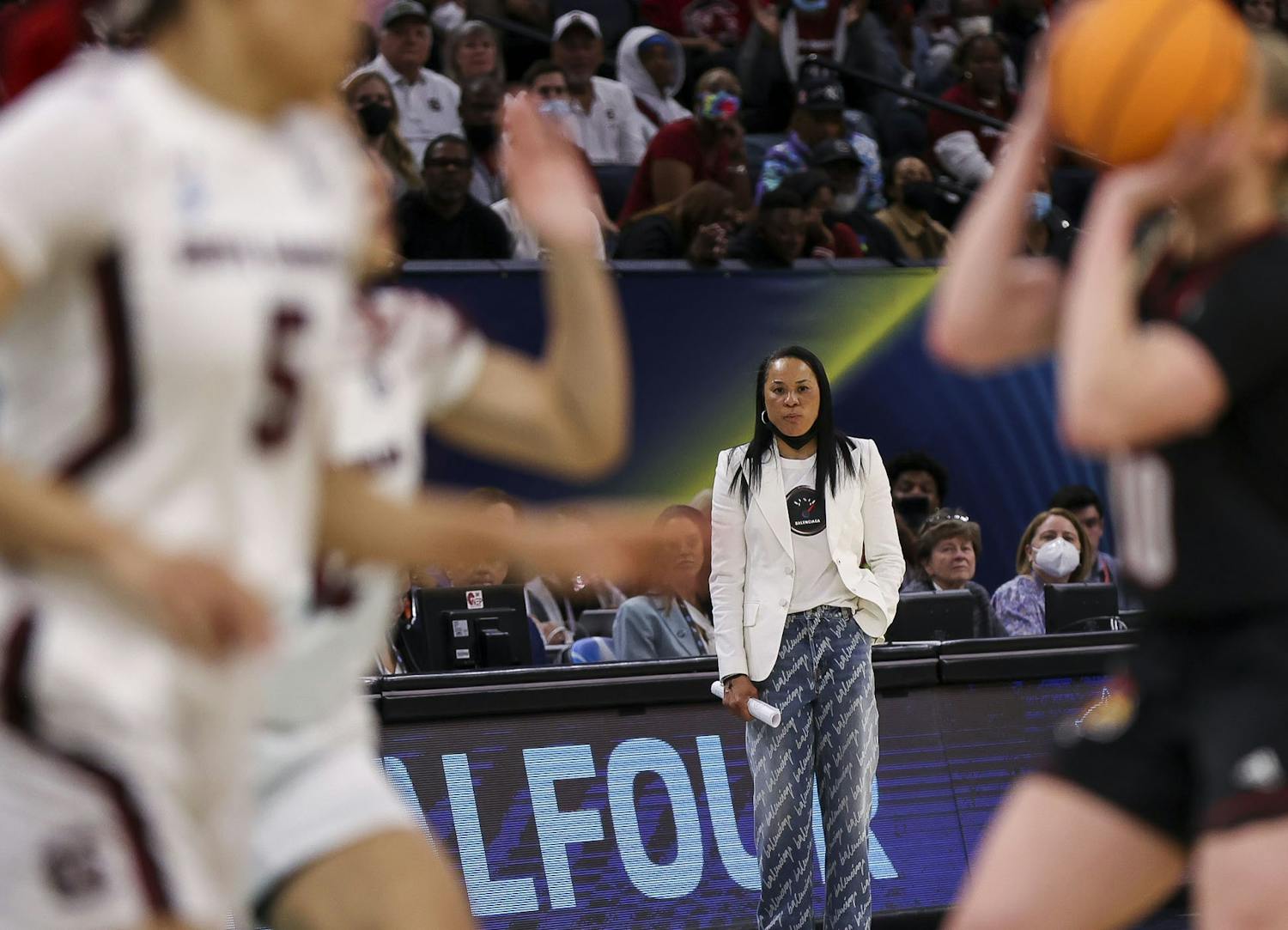 Head Coach Dawn Staley watches the Gamecocks defense during the fourth quarter of South Carolina's 72-59 victory over Louisville on April 1, 2022, advancing to the National Championship game.