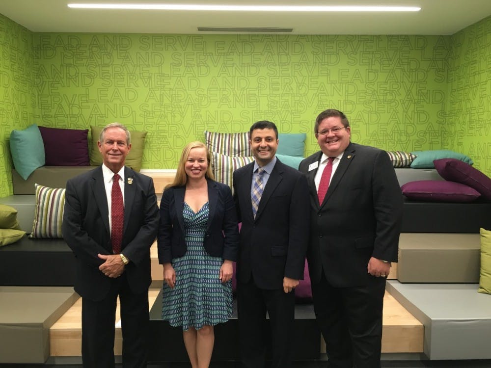 <p>Panelists come together in USC's Leadership and Service Center to lead a forum on national security and ensure that students are registered to vote.</p>