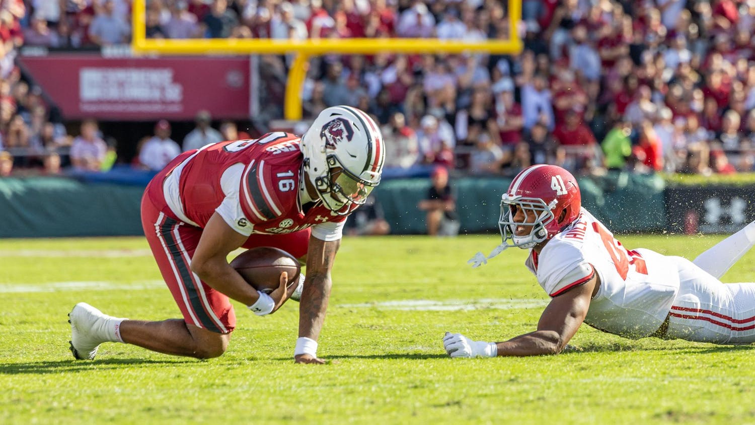 FILE — Redshirt sophomore quarterback LaNorris Sellers runs the ball into the end zone for a touchdown against Alabama on Oct. 25, 2025, at Williams-Brice Stadium. Sellers tallied 84 rushing yards and 222 passing yards in the Gamecocks’ 29-22 loss to the Crimson Tide.
