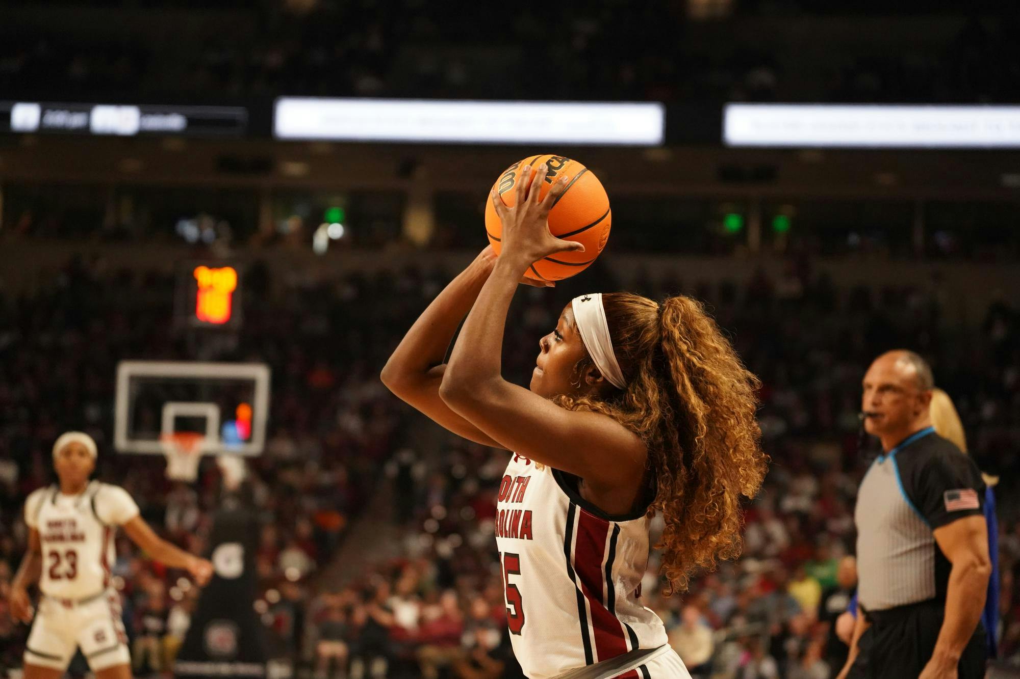 Analysis: No. 1 South Carolina Women's Basketball Overcomes Halftime ...