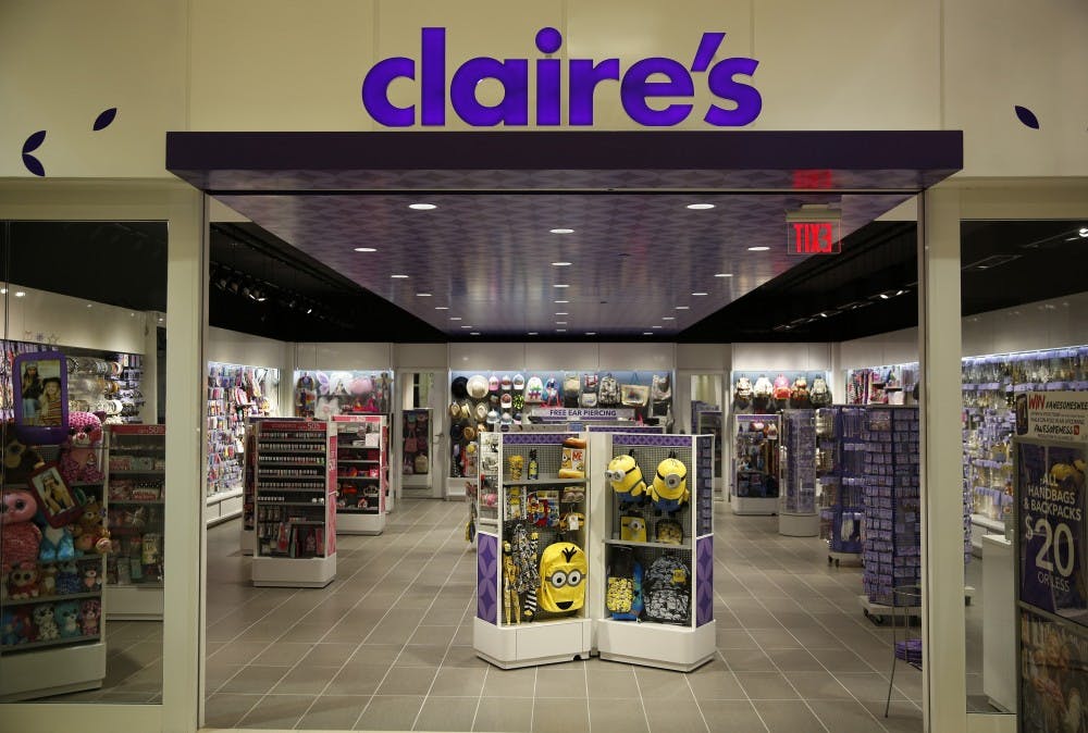 A Claire's test/prototype store inside Claire's headquarters in Hoffman Estates, Ill., on June 5, 2015. (Michael Noble Jr./Chicago Tribune/TNS)