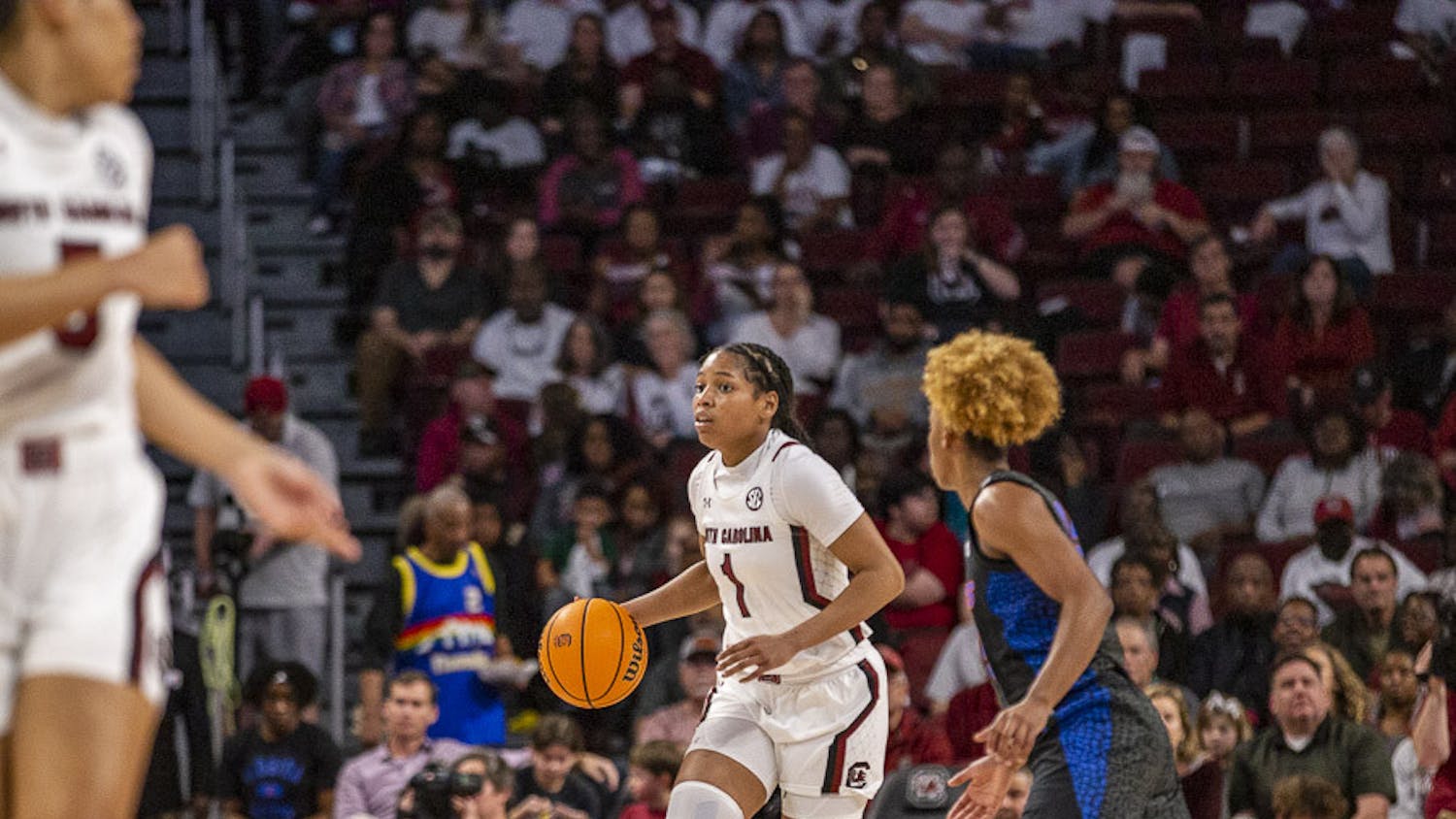 Senior guard Zia Cooke looks for a teammate to pass the ball to during the match against Florida at Colonial Life Arena on Feb. 16, 2023. The Gamecocks beat the Gators 87-56. 
