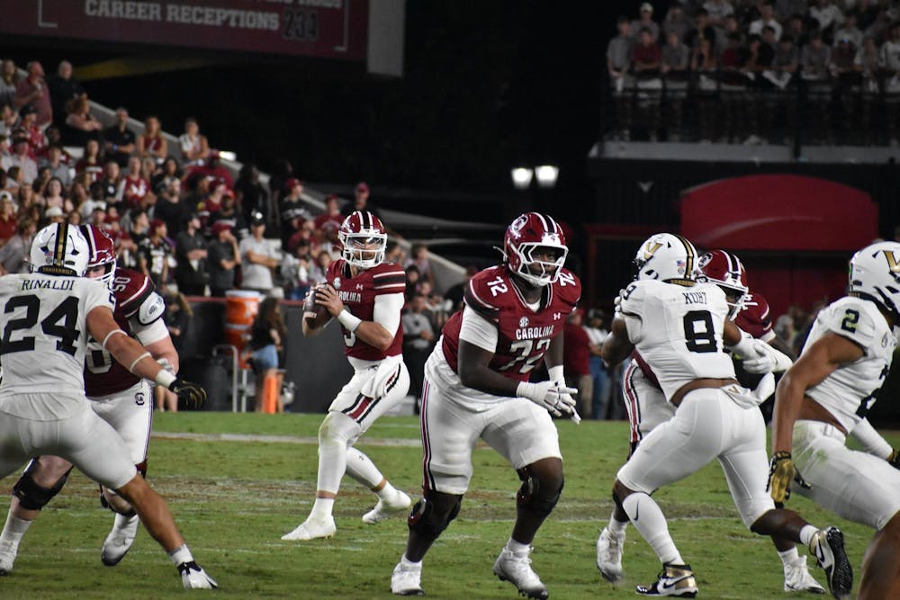 fb-vanderbilt-gustafson-17