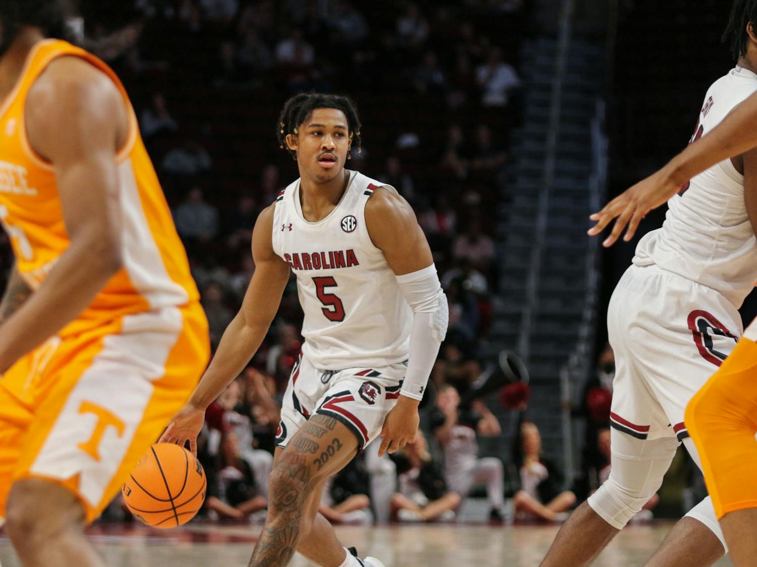 Sophomore guard Meechie Johnson starts the offense on Jan. 7, 2023. The Gamecocks lost to Volunteers 85-42.