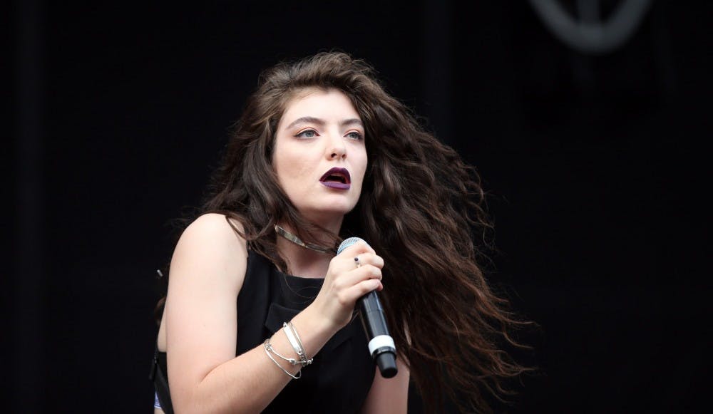 Lorde performs Friday, Aug. 1, 2014, at Lollapalooza in Chicago's Grant Park. (Brian Cassella/Chicago Tribune/MCT)