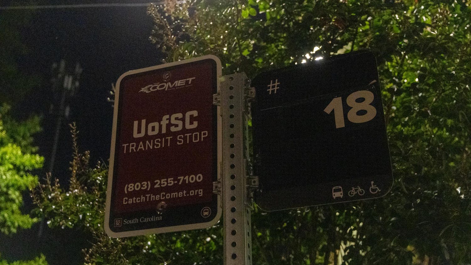 A UofSC Transit Stop sign on Lincoln Street, pictured on Sept. 21, 2025.