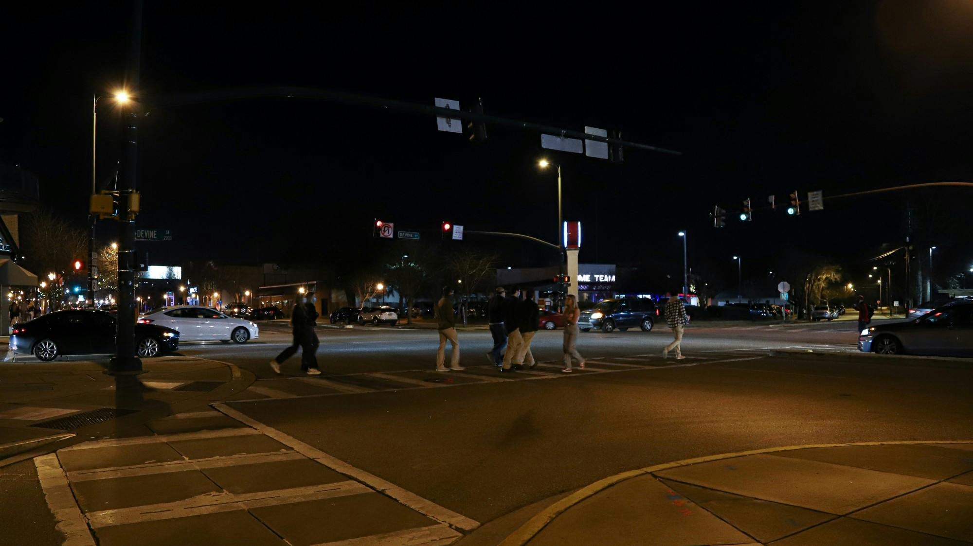The intersection of Harden and Divine Street at 9:39 p.m. on Jan. 29, 2021.&nbsp;