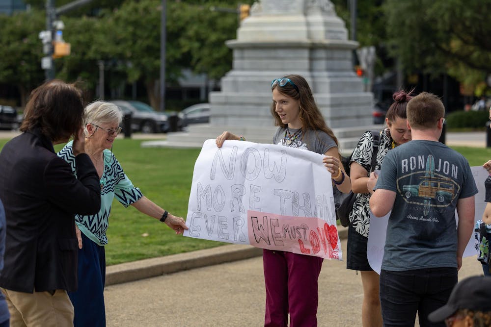 statehouse-rally-nickolas-hill-214