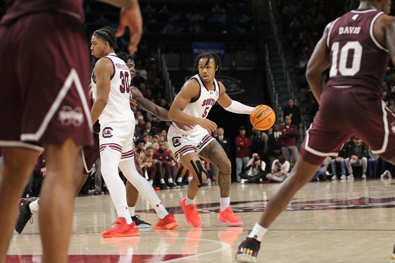 Analysis: Men's basketball continues its losing streak in conference play against No. 17 Arkansas