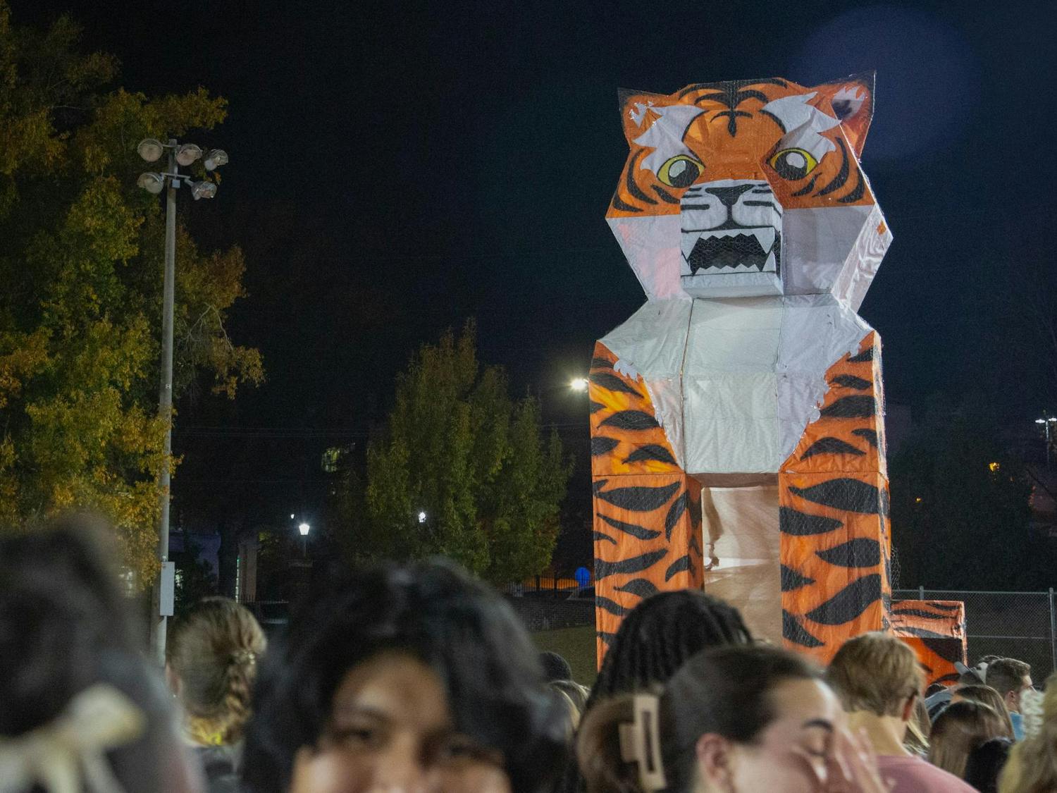 South Carolina’s “tiger” towers over students on the Blatt Field for this year’s Tiger Burn on Nov. 19, 2025. The structure is designed and built by the USC student chapter of the American Society of Mechanical Engineers every year.