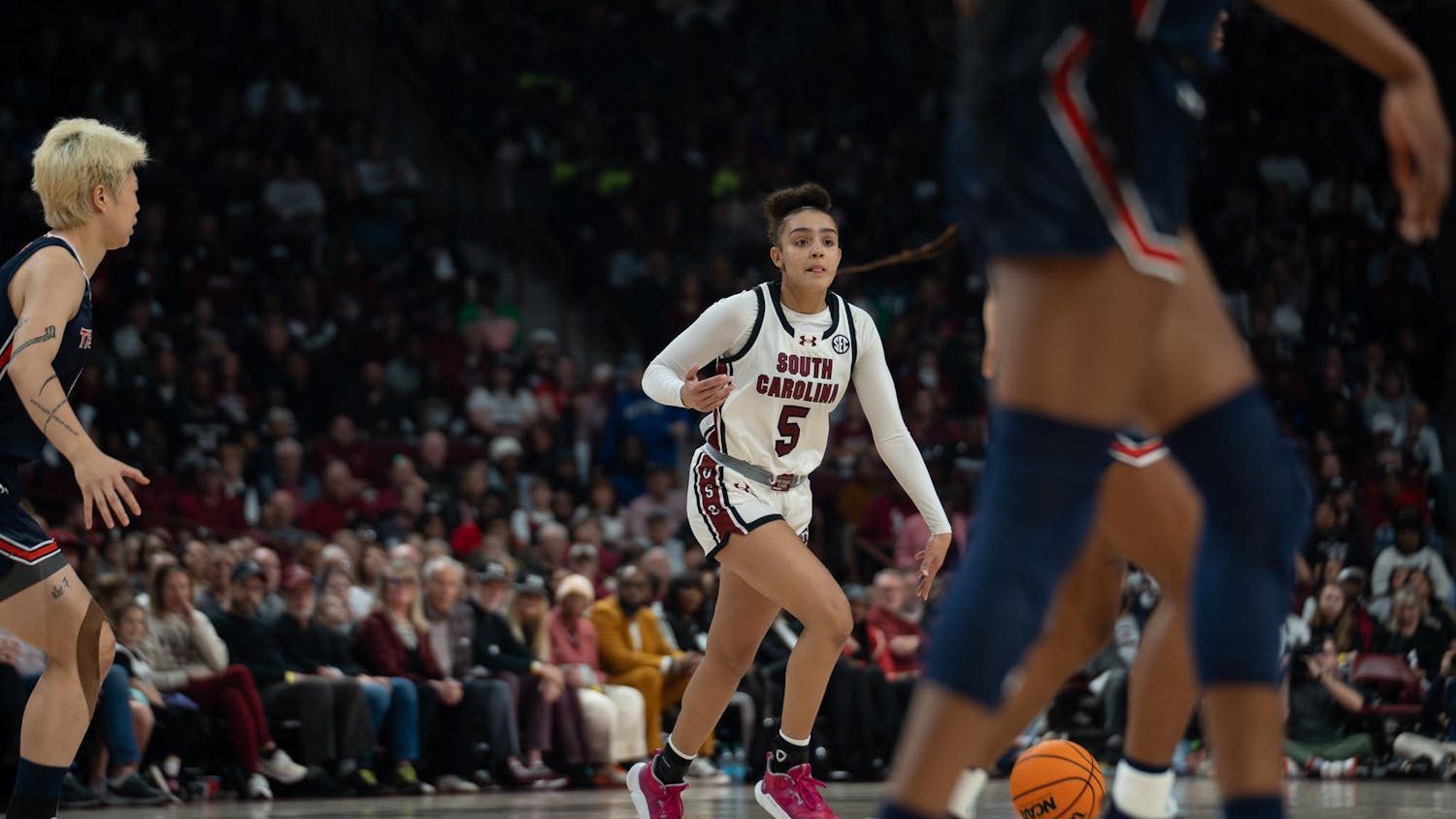 FILE — Junior guard Tessa Johnson dribbles down the court during the matchup against the Auburn Tigers on Jan. 29, 2025.