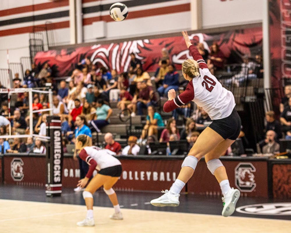 221105-xtm-usc-vs-ole-miss-volleyball-0884