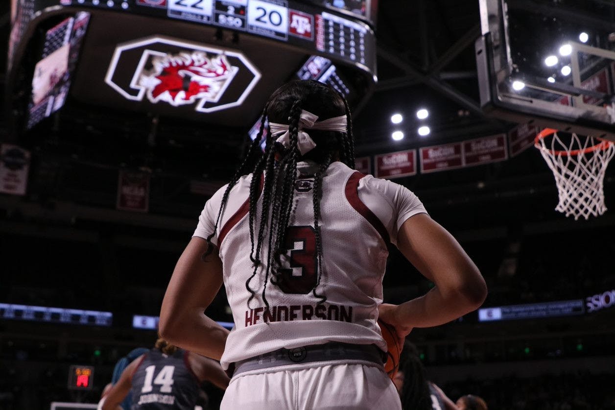 South Carolina senior guard Destanni Henderson becomes the third Gamecock to reach 1,000 career points this season. She achieved this new milestone against the Arkansas Razorbacks on Jan. 16, 2022.