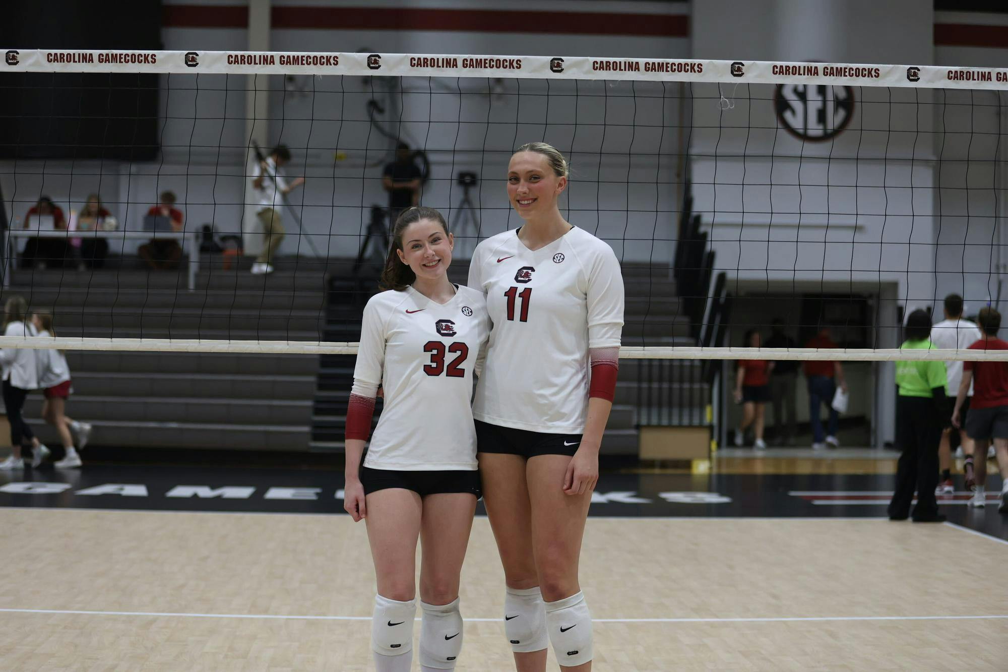 Freshman pair bring on-court connection to South Carolina volleyball ...