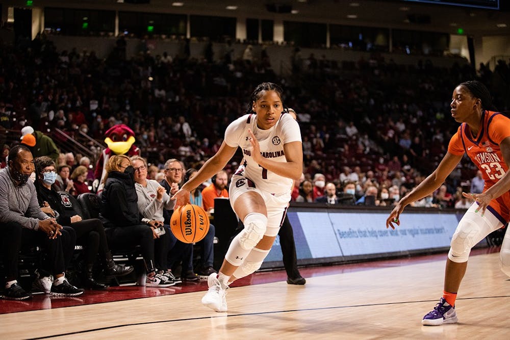 <p>Junior guard Zia Cooke weaves through the Clemson defense on her way to the basket. She was a standout player in South Carolina's 66-59 win against No. 8 Maryland on Sunday. &nbsp;</p>