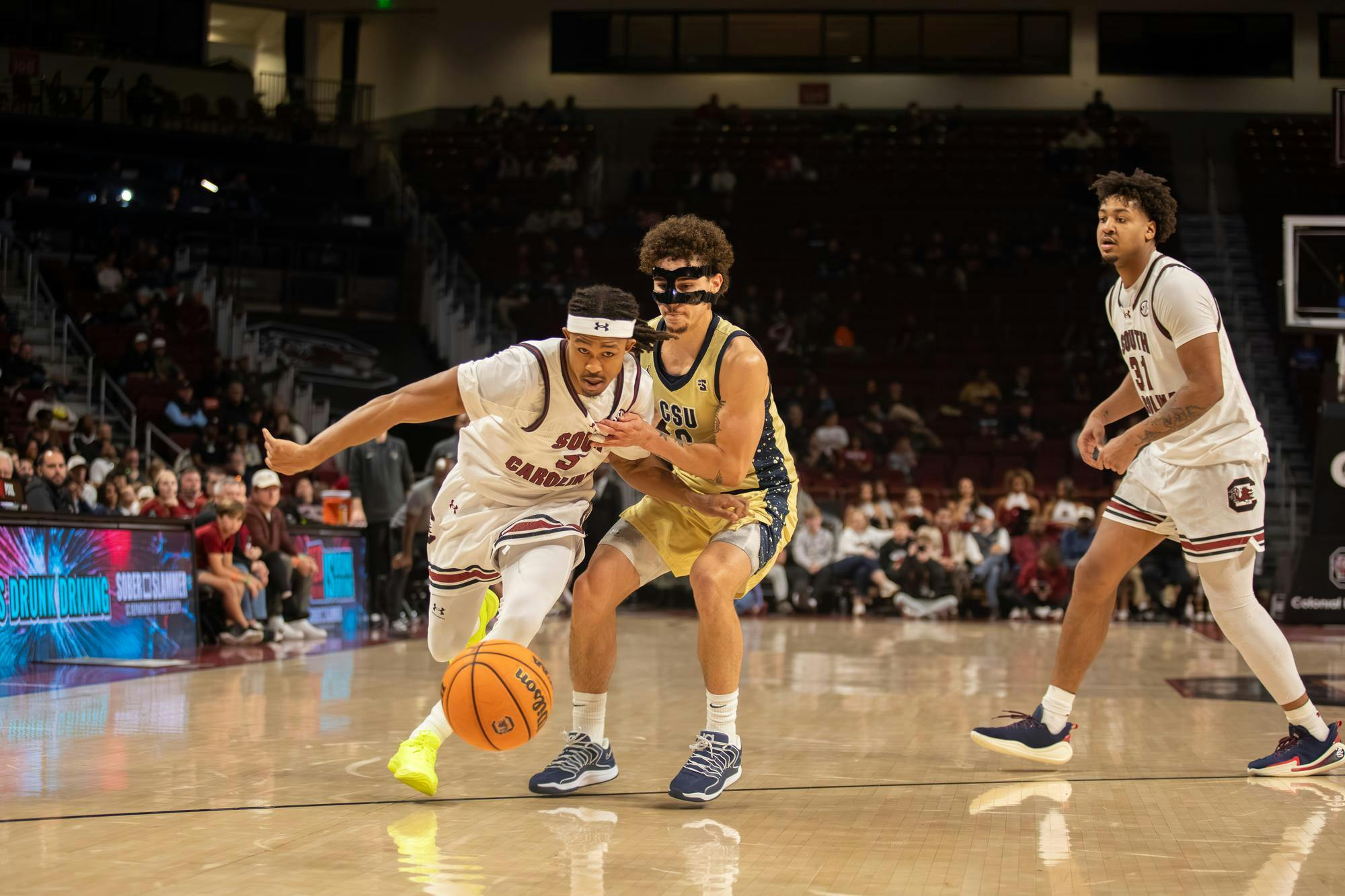 Redshirt senior guard Meechie Johnson dribbles the ball down the court during the game against Charleston Southern on Nov. 28, 2025. Johnson scored four points in the Gamecocks' win over the Buccaneers.