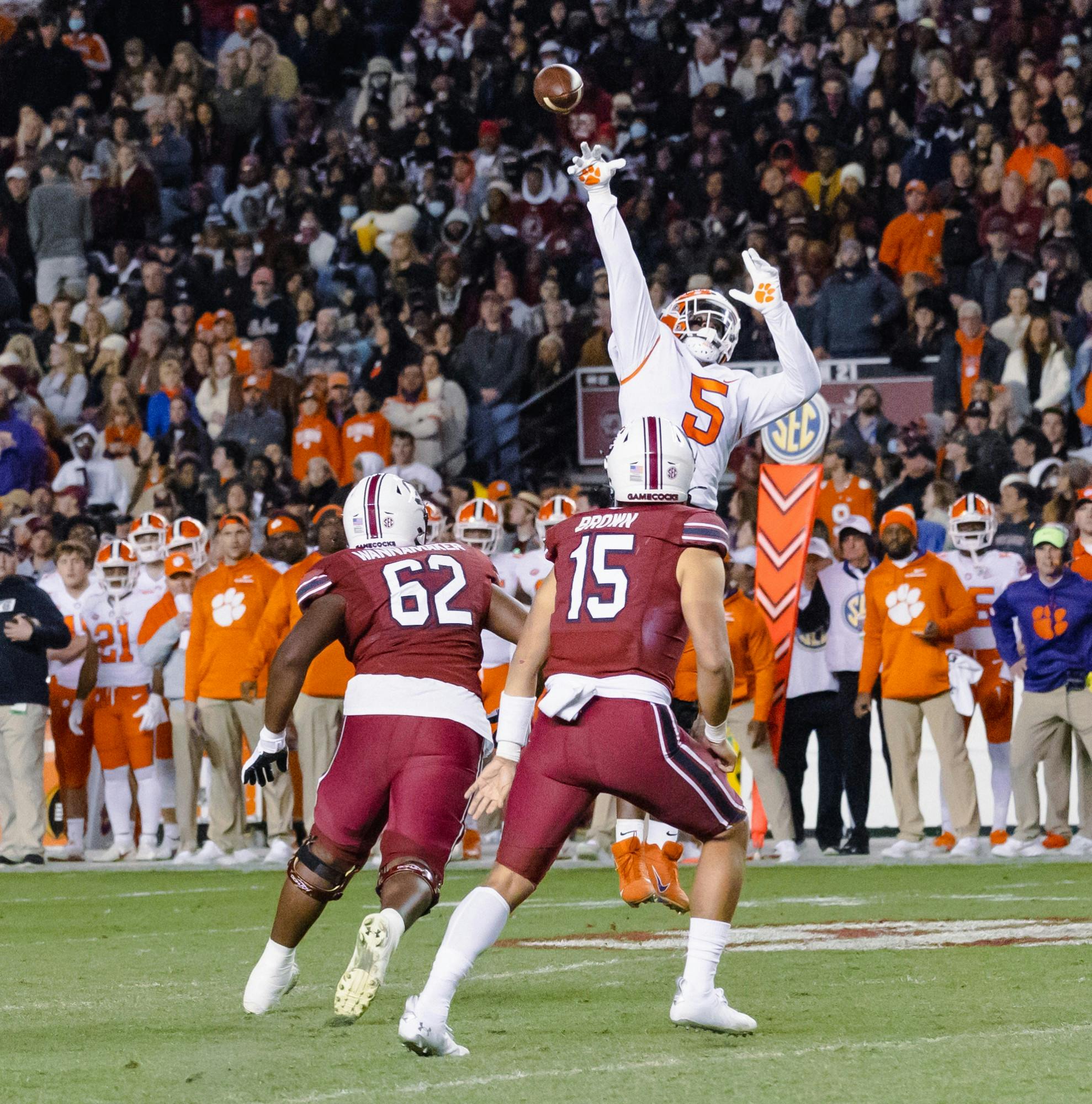 Tigers Defensive end K.J. Henry intercepts the ball. The Gamecocks lost 0-30 against the Clemson Tigers.