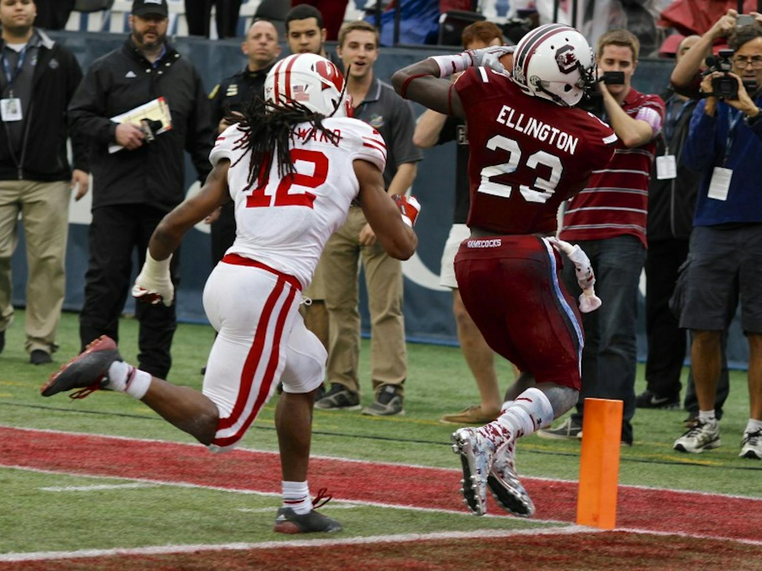 	Junior wide receiver Bruce Ellington wiggles his way into the endzone for one of his two touchdowns in the Gamecocks&#8217; 34-24 win over Wisconsin in the 2014 Capital One Bowl. 