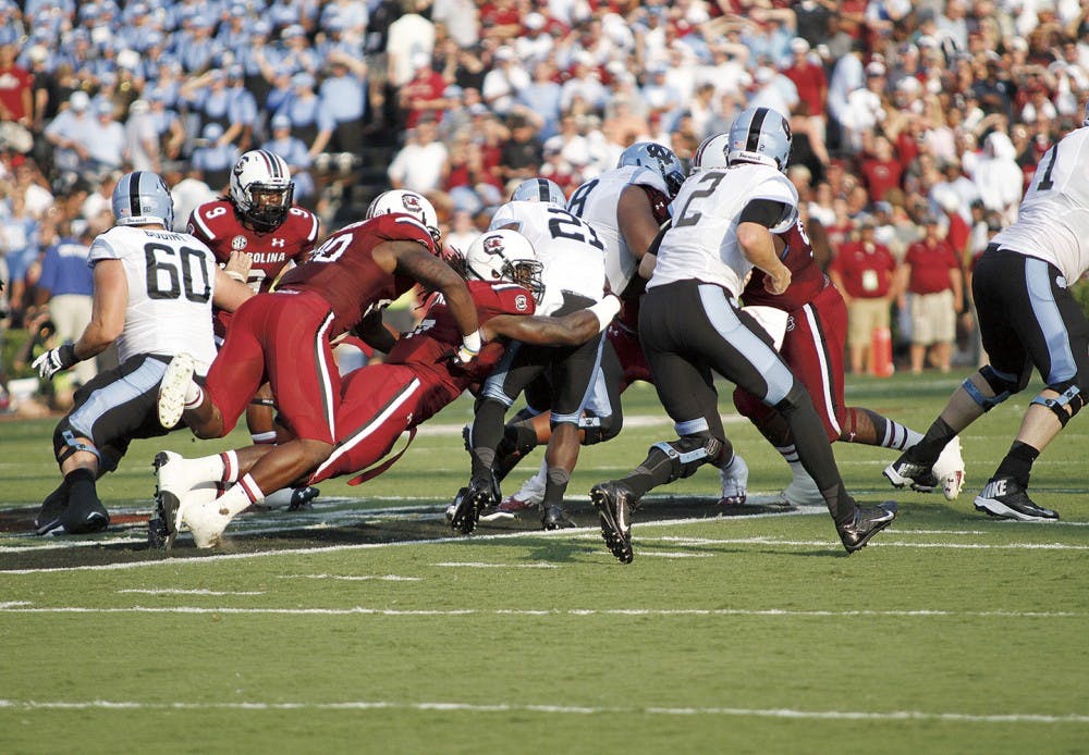 _uncfootball_jeffreydavis_013_color