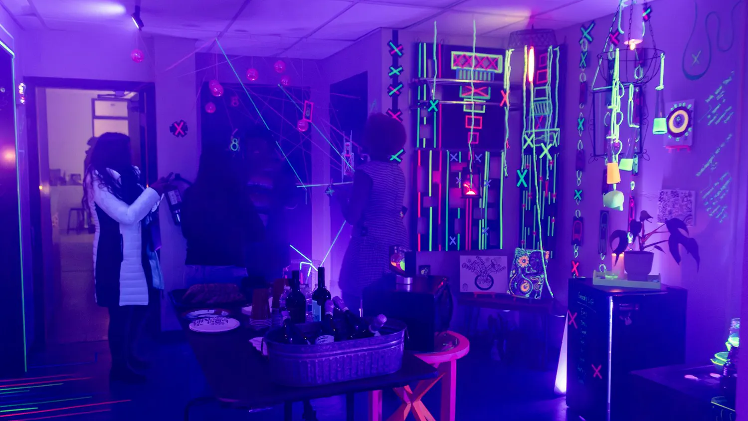 Jackie Bobo presented her Happy Spooky Soirée, an immersive art installation, at the Taylor Street Garage Studio on Feb. 5, 2026. Starting at 6 p.m., the public was able to come and experience a whimsical mix of joy and darkness.