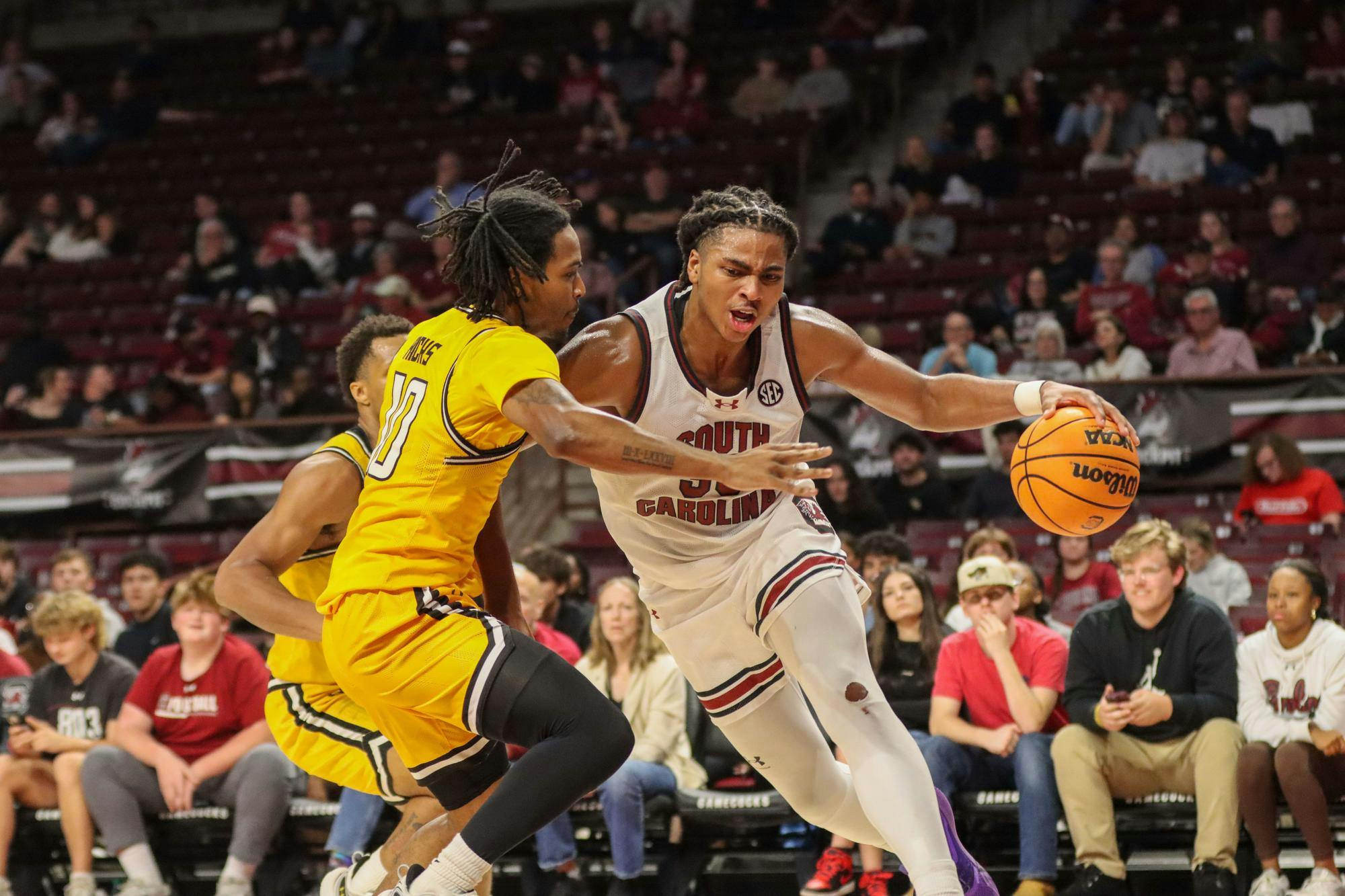 Sophomore forward Colin Murray-Boyles drives toward the basket during South Carolina's game against Towson on Nov. 12, 2024, at Colonial Life Arena. Murray-Boyles scored 27 points in the Gamecocks' 80-54 win over the Tigers.