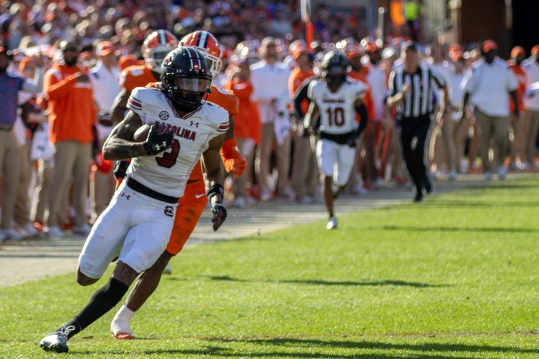 Analysis: Gamecocks’ Air Attack Lifts Team To 31-30 Palmetto Bowl Upset ...