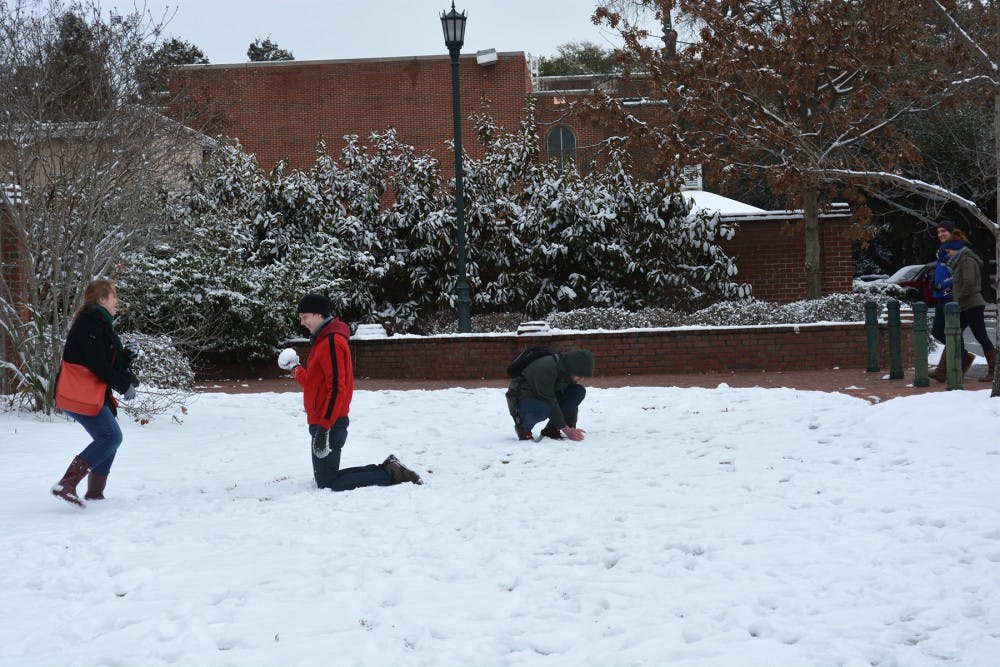 uofscsnowday_kendra_little_005