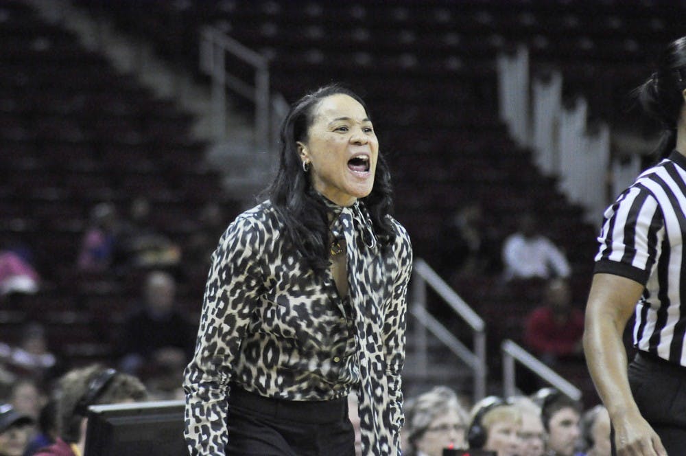 	<p><span class="caps">USC</span> women&#8217;s basketball coach Dawn Staley announced Sunday night she withdrew her name from consideration for the Ohio State head-coaching vacancy.</p>