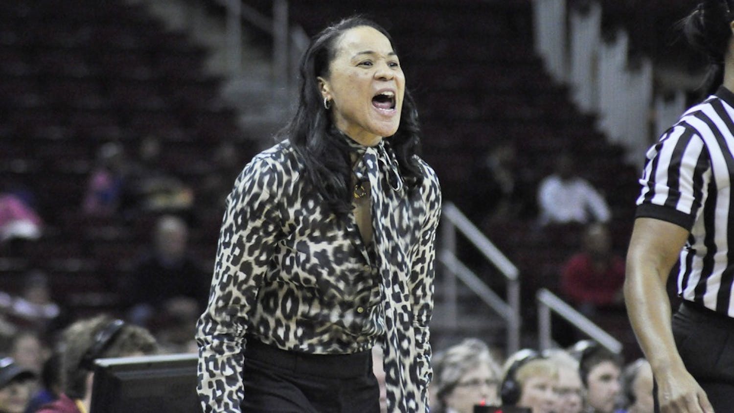 	USC women&#8217;s basketball coach Dawn Staley announced Sunday night she withdrew her name from consideration for the Ohio State head-coaching vacancy.