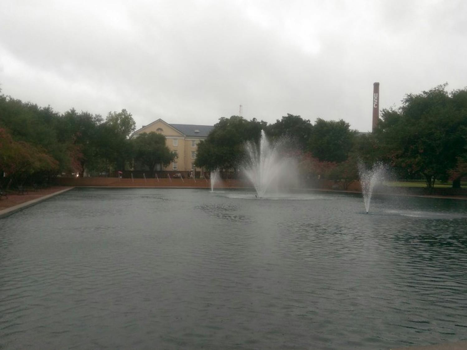 Wind blows the Thomas Cooper fountain.