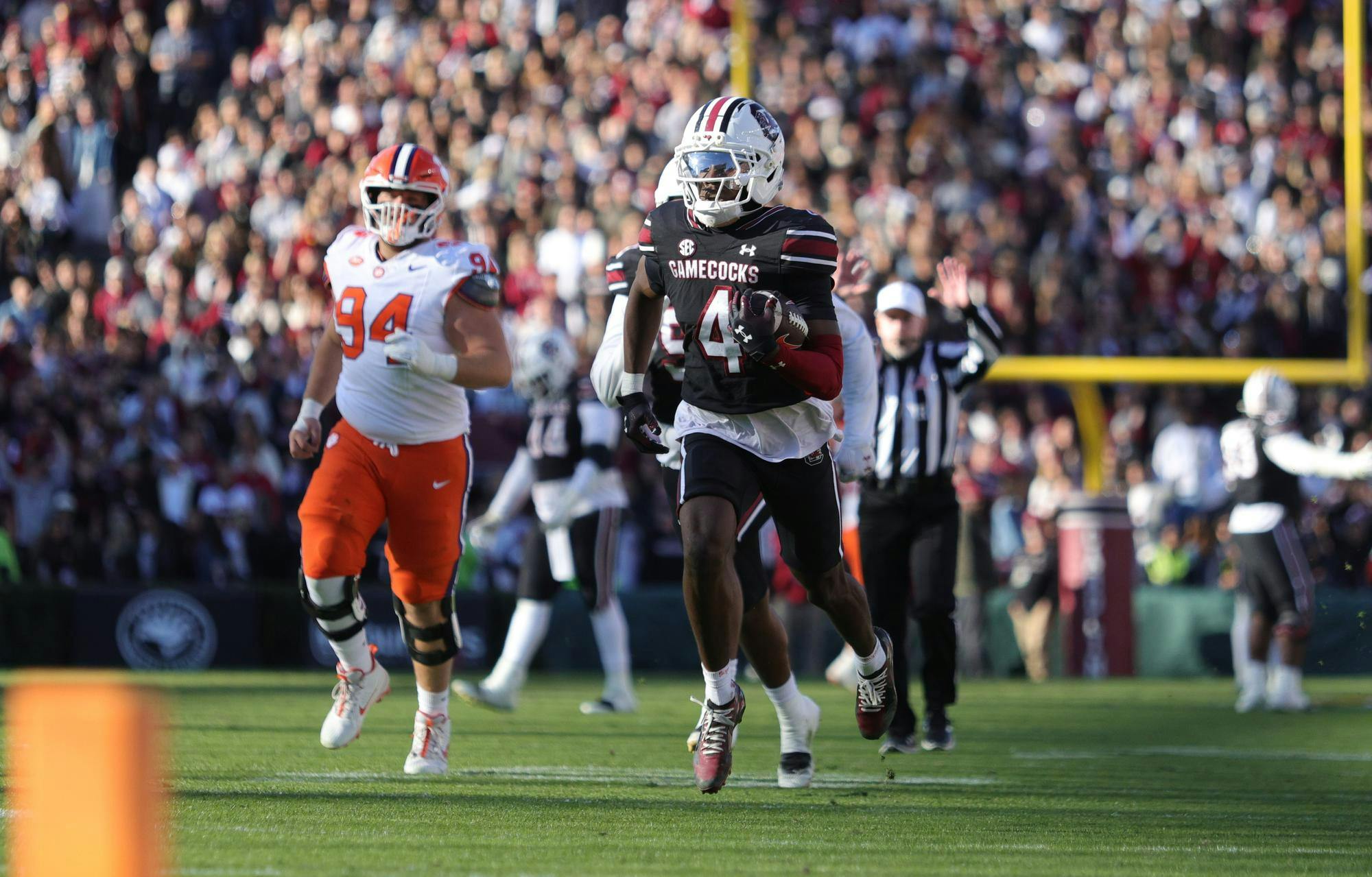 The South Carolina football team rounded out its tumultuous season with a loss to Clemson on Nov. 29, 2025. Despite a season high of 381 passing yards and two touchdowns from redshirt sophomore quarterback LaNorris Sellers, the Gamecocks ultimately came short of the Tigers with a final score of 28-14.