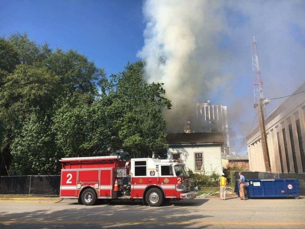 Columbia Fire Department responds to reports of the&nbsp;historic Horry-Guignard House near USC's law school&nbsp;catching fire.