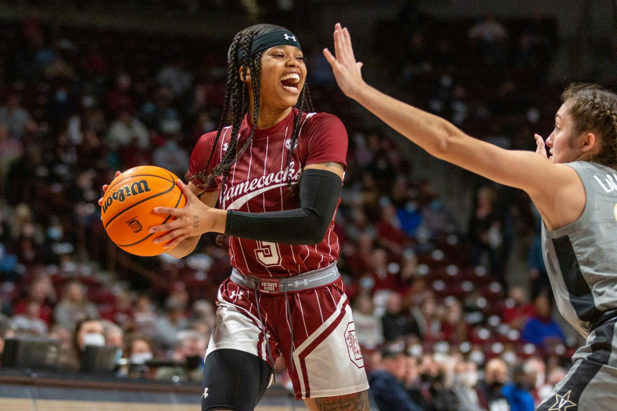 Senior Guard Destanni Henderson searches for an open teammate in a game against Vanderbilt at Colonial Life Arena on January 24, 2022. The Gamecocks dominated both halves and defeated the Commodores 85-30.
