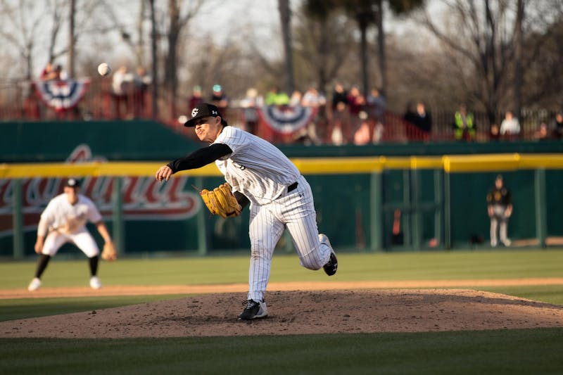 Analysis: Improved offensive production gives South Carolina baseball back-to-back midweek wins