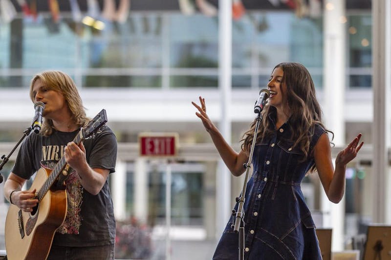 Koger Center Carolina Productions Welcome Students With Free Country Concert The Daily Koger Center Carolina Productions Welcome Students With Free Country Concert The Daily