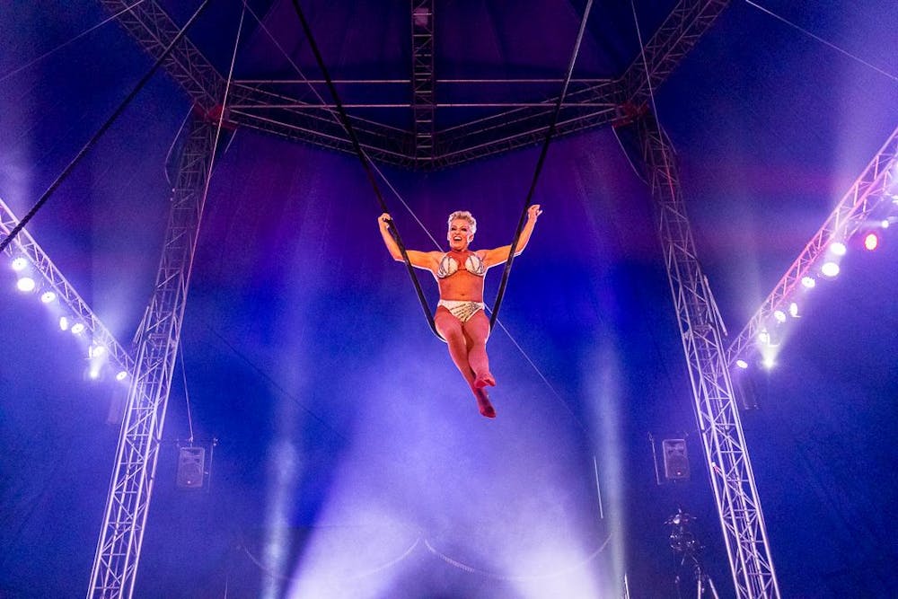 circus-at-the-fair-2023-xavier-martin-20231018-0521