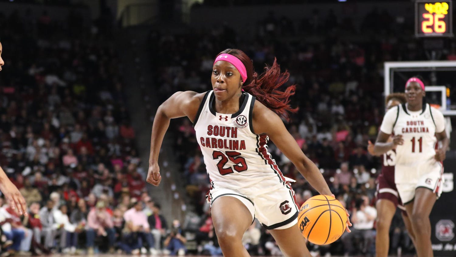 Senior guard Raven Johnson dribbles the ball up the court in the Gamecocks’ matchup against Mississippi State University. The Gamecocks defeated the Bulldogs with a final score of 88-45.