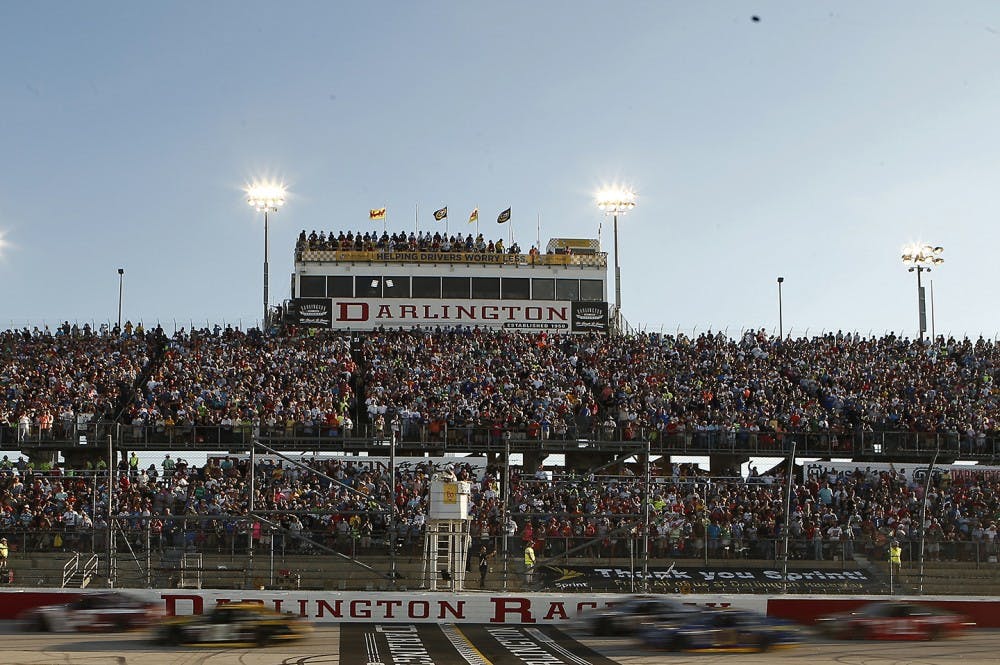 3-4 September, 2016, Darlington, South Carolina USAKasey Kahne, Chase Elliott©2016, Brett MoistNKP