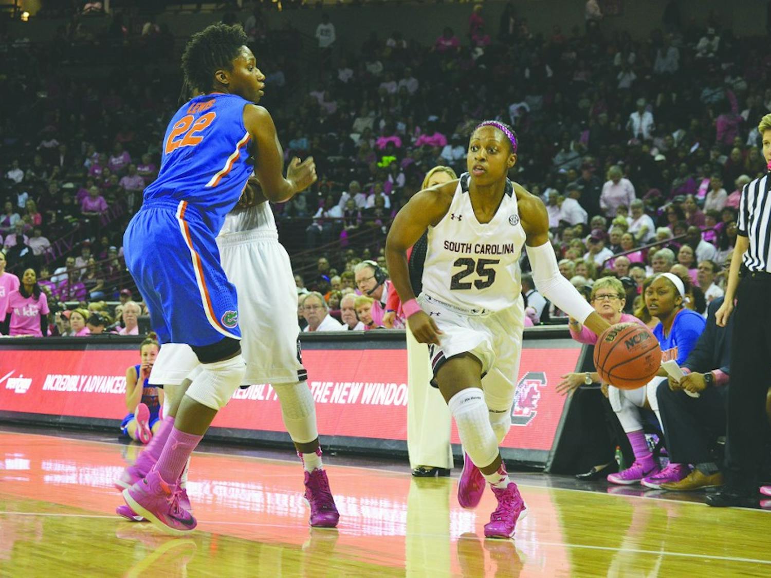 Sophomore guard Tiffany Mitchell scored a team-high 20 points in the Sunday’s win over the Gators. She leads the Gamecocks in scoring, averaging 15.3 points per game.