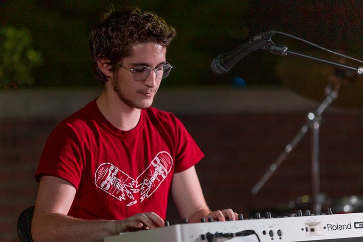 PHOTOS: Students Rock Russell House In Annual Battle Of The Bands - The ...